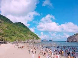 Du lịch vườn quốc gia Cát Bà hòa mình trọn vẹn với thiên nhiên hoang dã