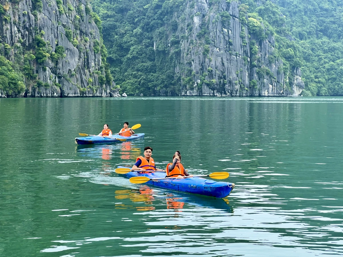 Chia sẻ kinh nghiệm du lịch Cát Bà 2 người để có kỳ nghỉ khó quên
