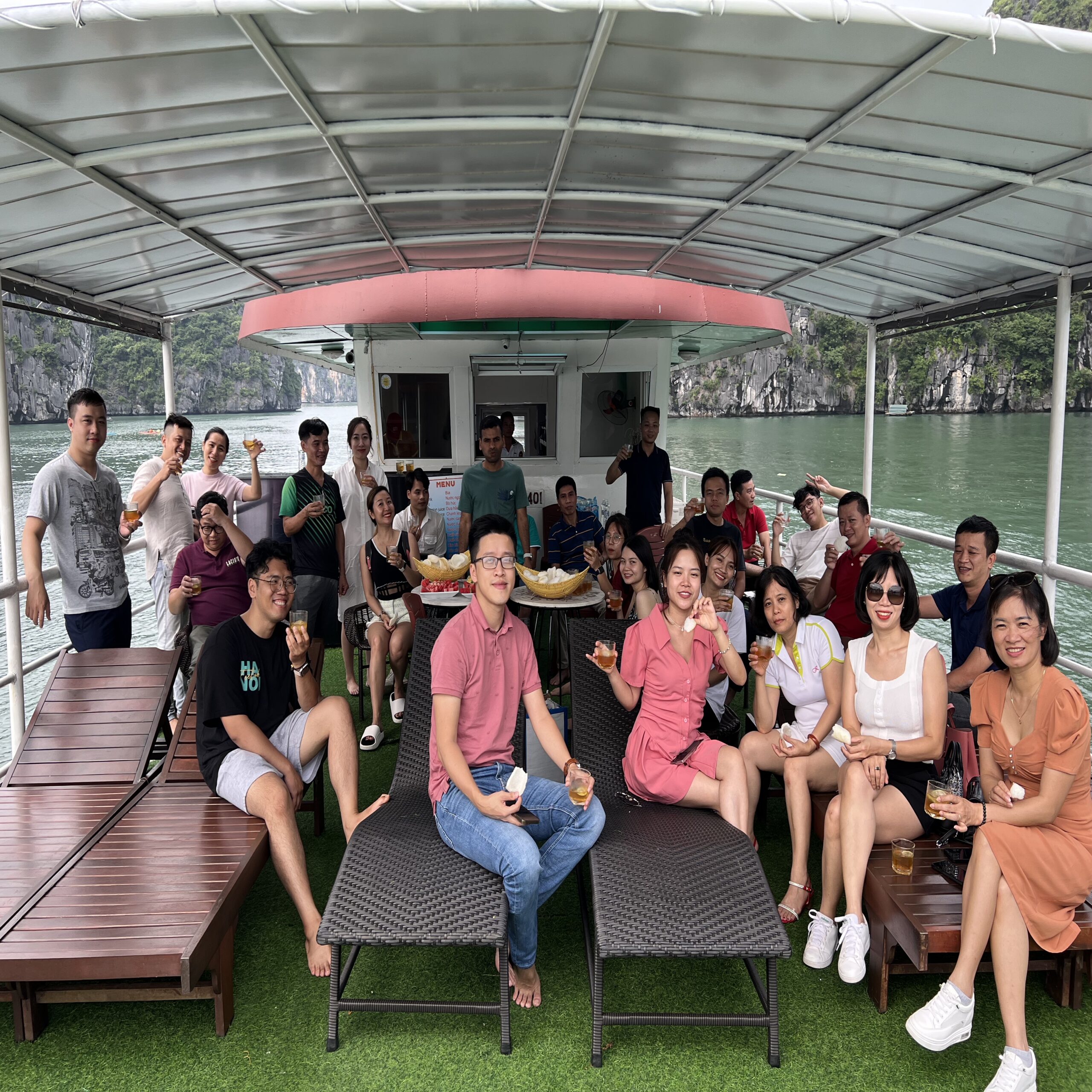 Du lịch Cát Bà chi phí khoảng bao nhiêu tiền nếu đi 2 ngày 1 đêm?.