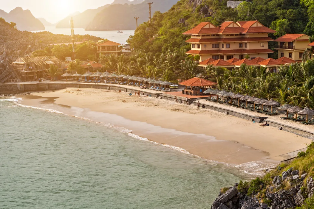 Cát Bà Discovery tổ chức tour du lịch Cát Bà Lan Hạ chuyên nghiệp