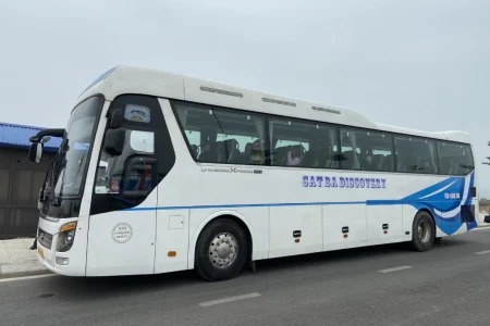 Toàn cảnh ngoại thất xe Limousine Nam Định Cát Bà đời mới, sang trọng của Cát Bà Discovery