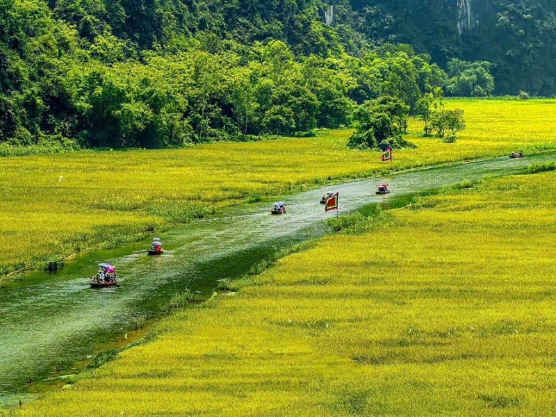 Tam Coc – Bich Dong ("The Green Bay")